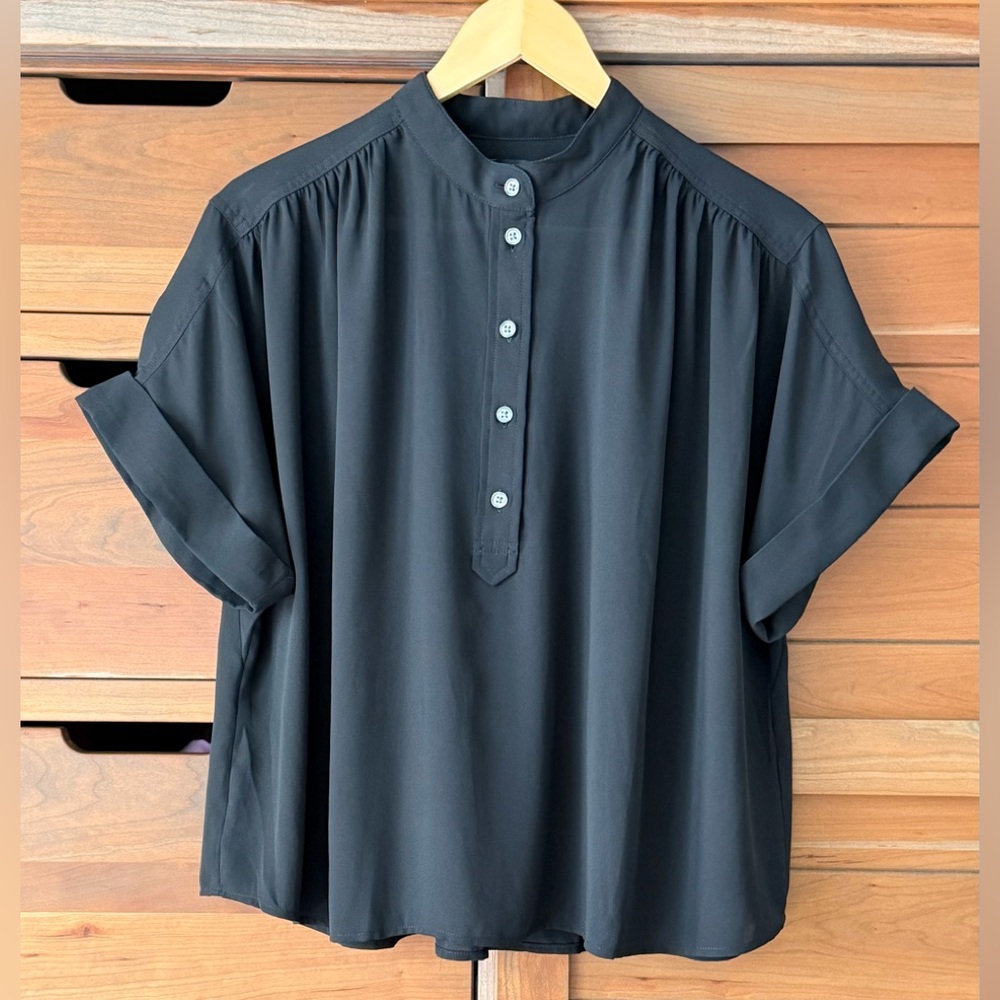 Ann Taylor Mock Neck Popover Blouse Size S